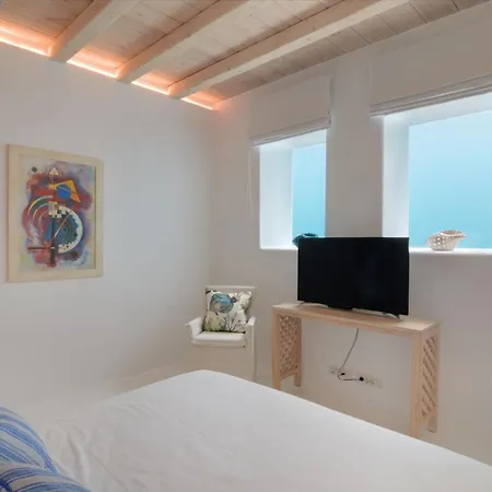 Vila Stunning Mykonos 7 Bedrooms Rosella Private Pool Modern Interiors Pouli